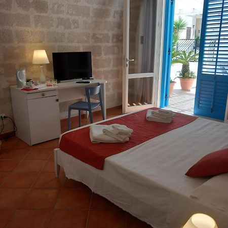 Blu Vacanze Residence ファヴィニャーナ エクステリア 写真